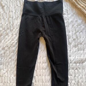 SET Active black leggings